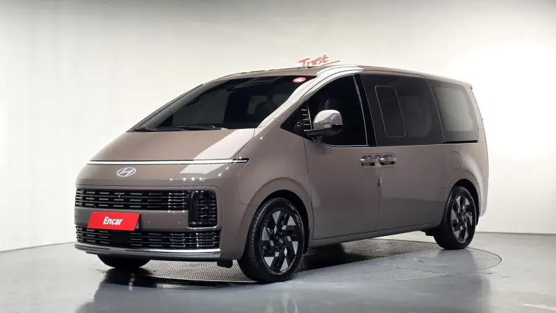 Hyundai Staria