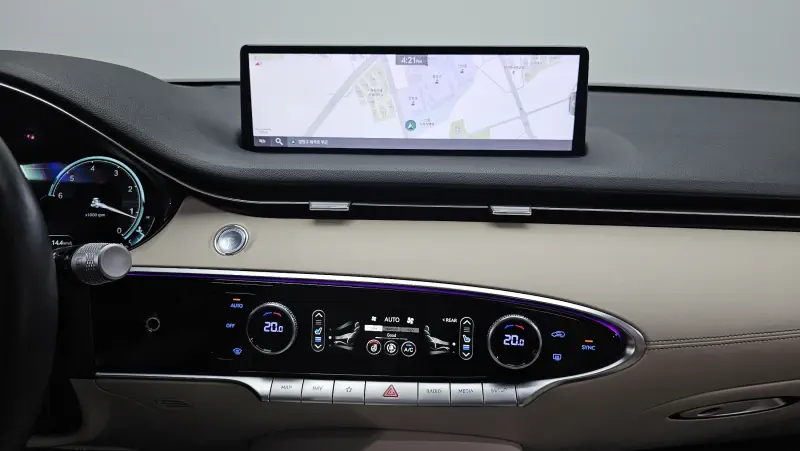 Genesis GV70