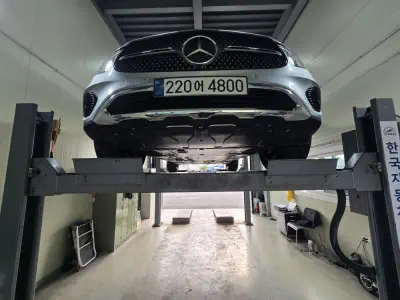 Mercedes-Benz GLC-Class 2025, 2.0 л, 9 498 км — купить с аукциона Кореи