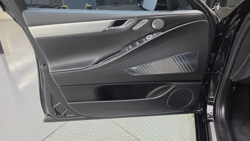 Genesis Electrified G80