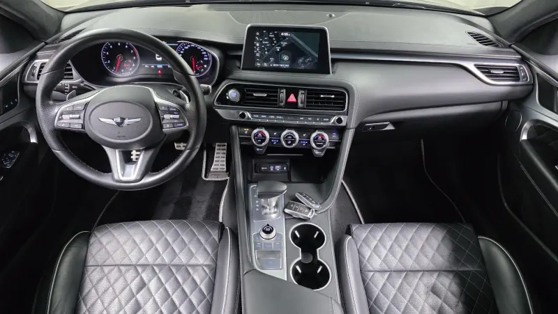 Genesis G70