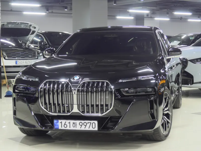 BMW 7-Series