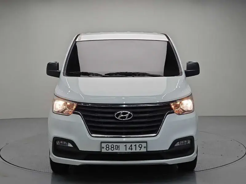 Hyundai Grand Starex