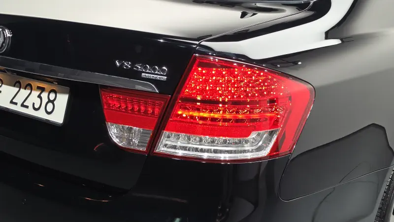 SsangYong Chairman W