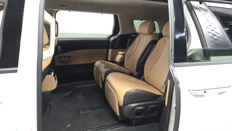 Купить Kia Carnival Incheon из Кореи