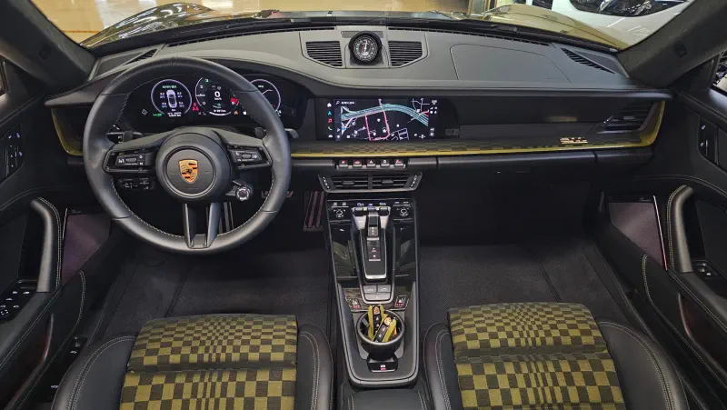 Porsche 911