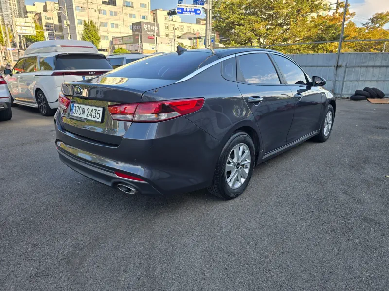 Kia K5