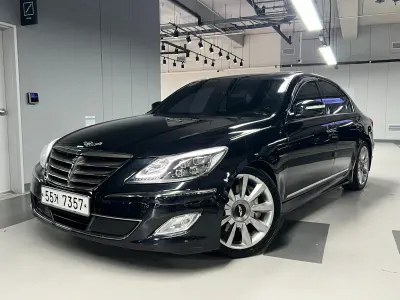 Hyundai Genesis