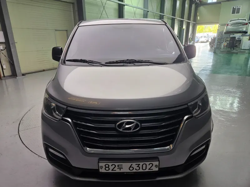 Hyundai Grand Starex