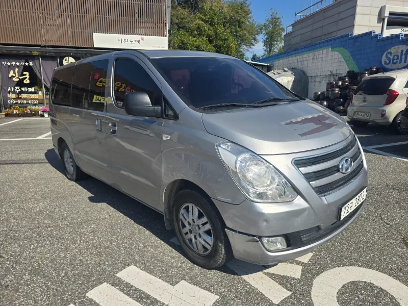 Hyundai Grand Starex