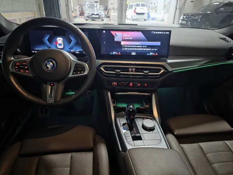 BMW i4