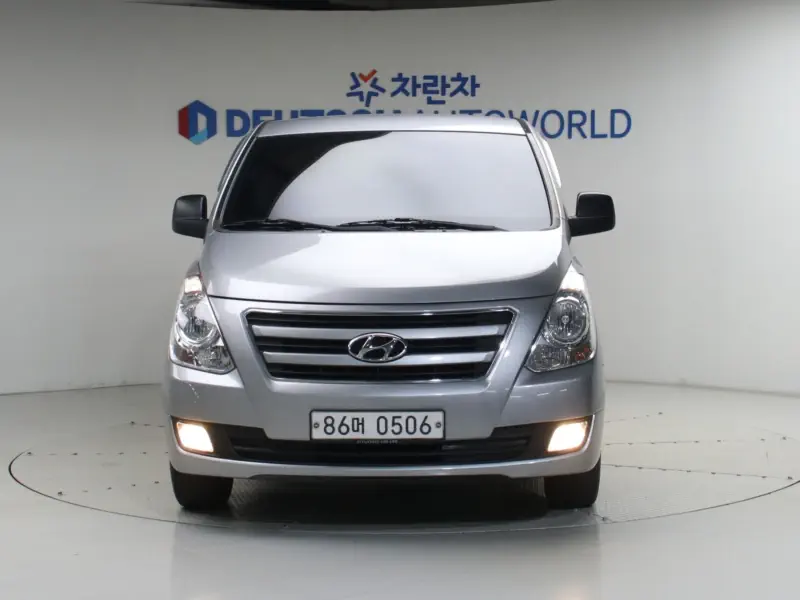 Hyundai Grand Starex