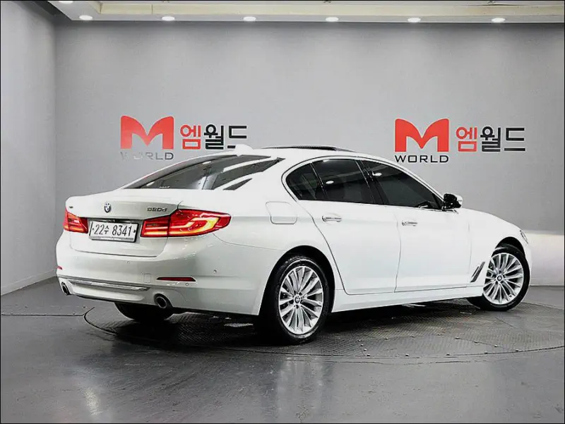 BMW 5-Series