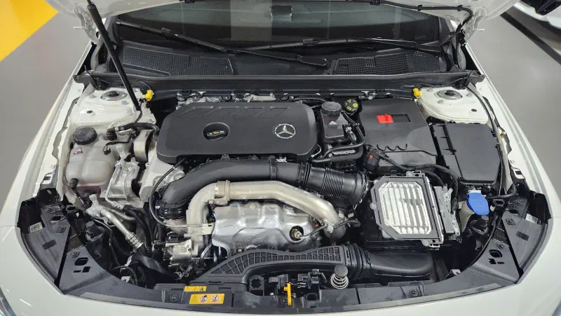 Mercedes-Benz CLA-Class