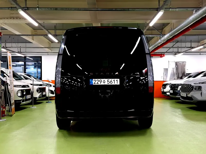 Hyundai Staria