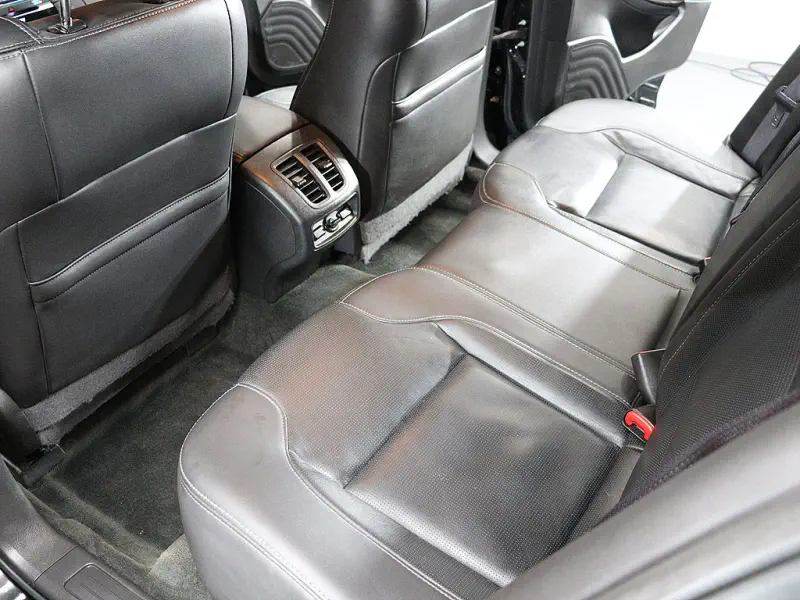 Ford Taurus