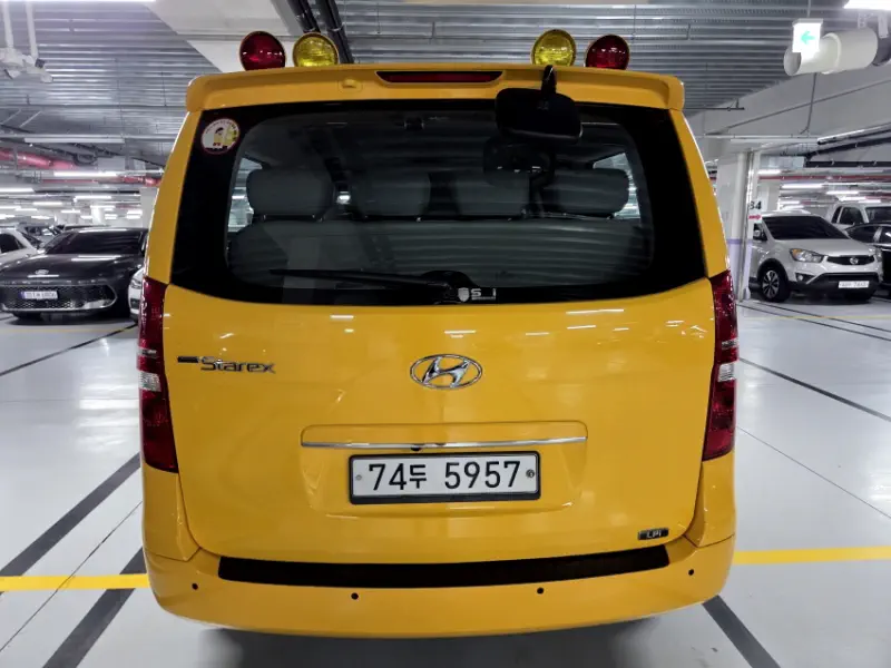 Hyundai Grand Starex