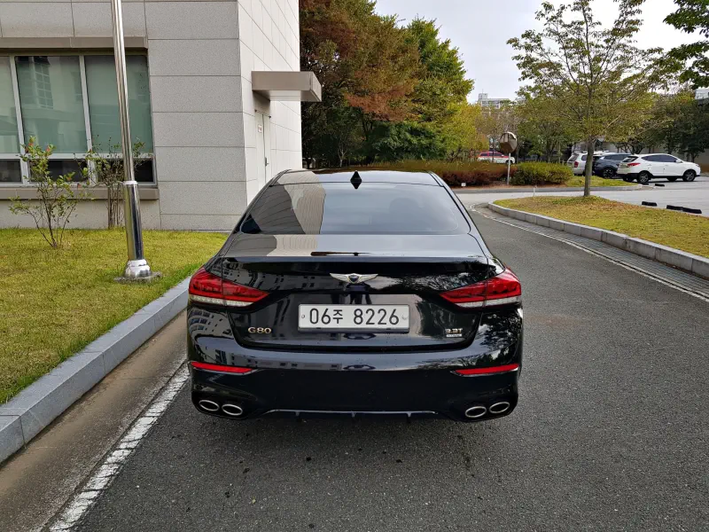 Hyundai Genesis