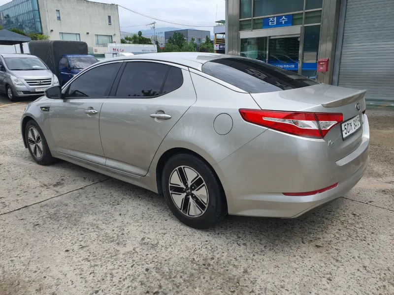 Kia K5