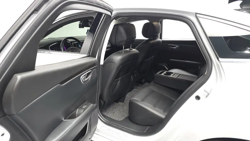 Renault Samsung SM6