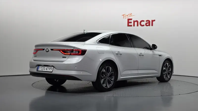 Renault Samsung SM6