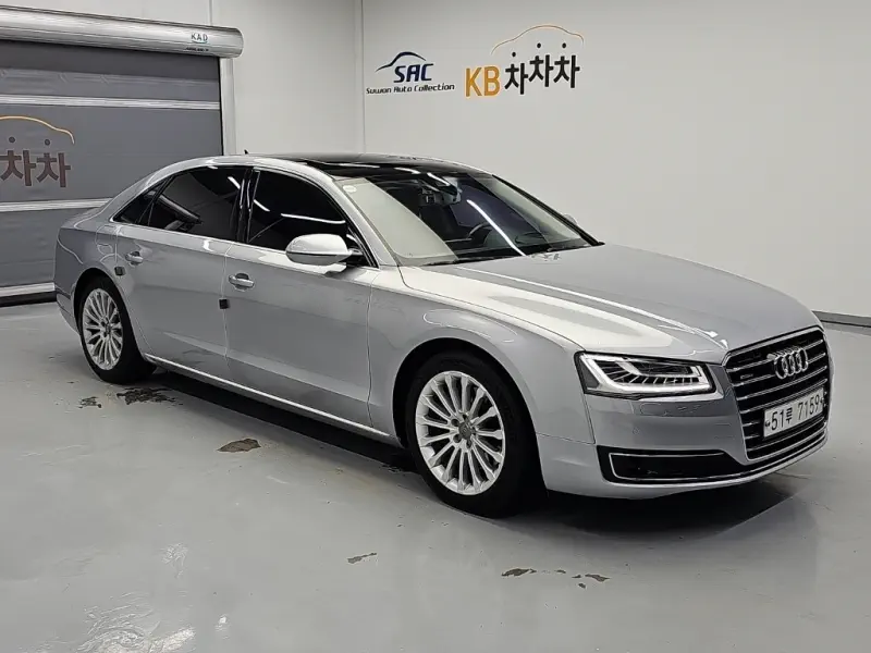 Audi A8
