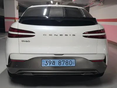 Genesis GV60