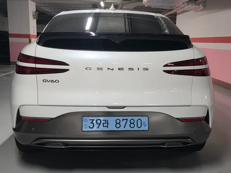 Genesis GV60
