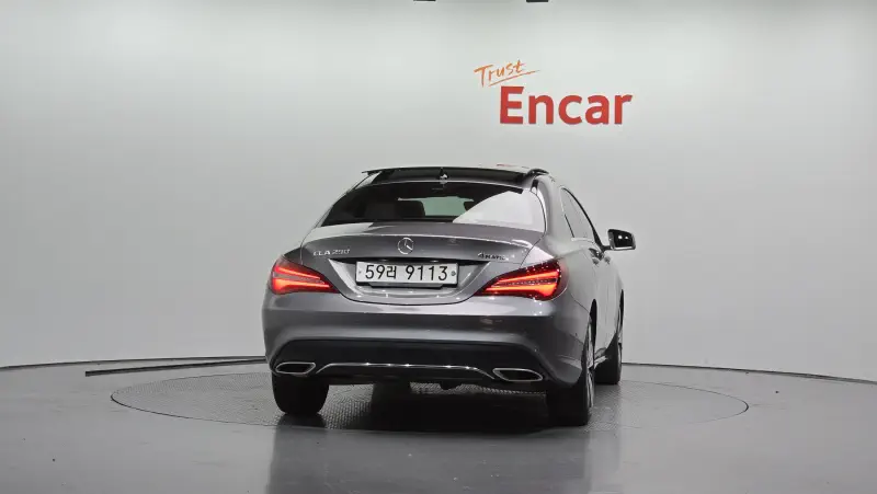 Mercedes-Benz CLA-Class