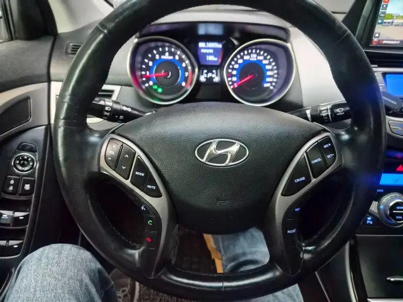 Hyundai Avante