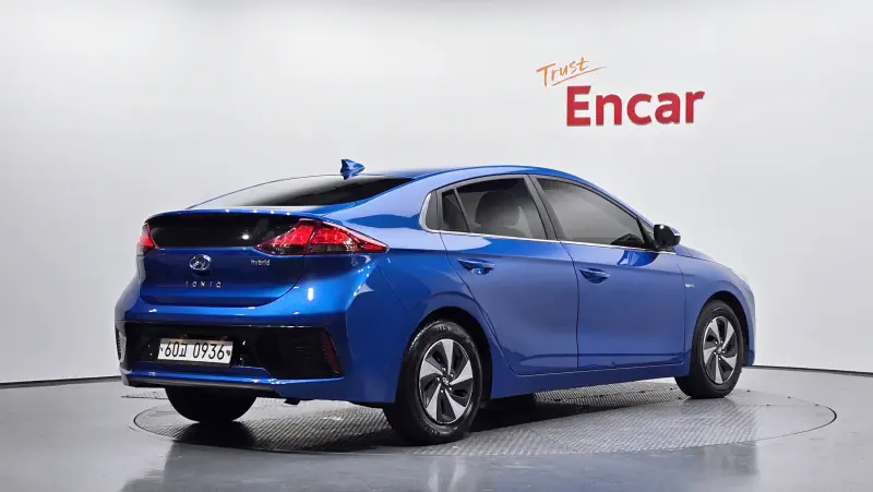 Hyundai Ioniq