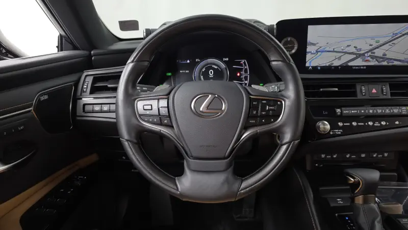 Lexus ES300h
