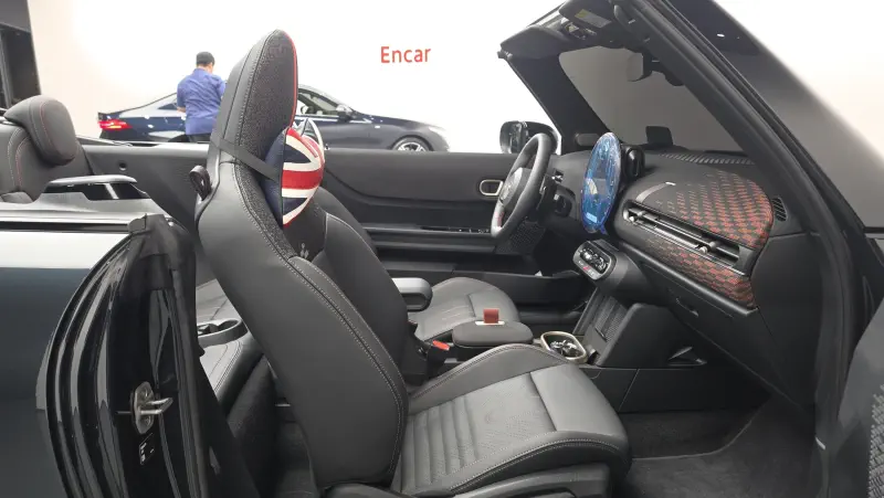 MINI Cabrio