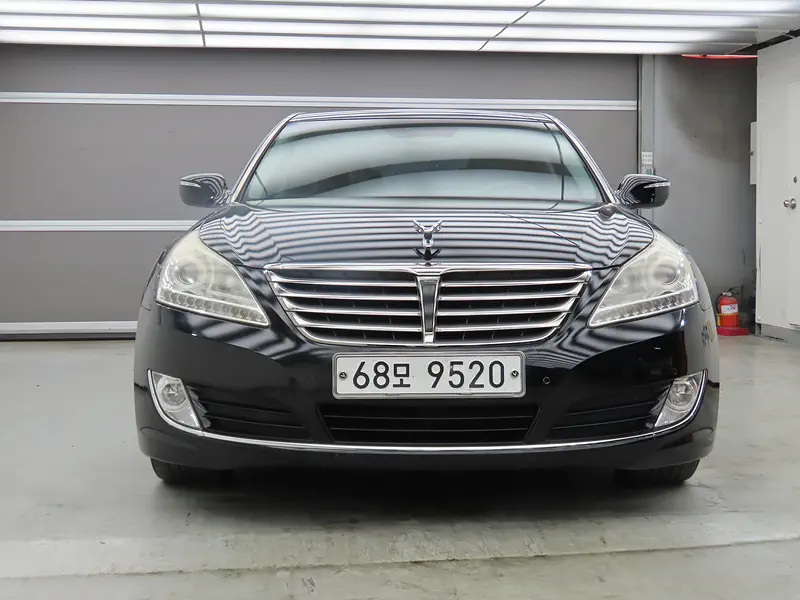 Hyundai Equus