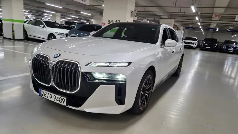 BMW 7-Series