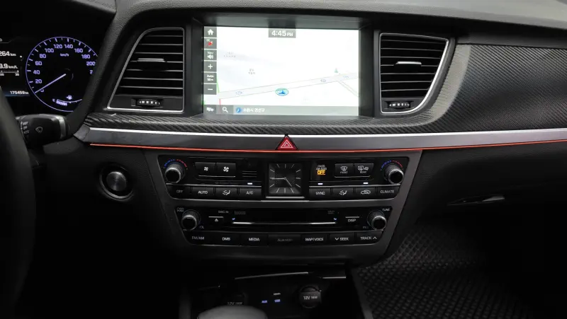 Hyundai Genesis