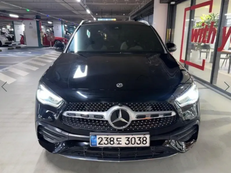 Mercedes-Benz GLA-Class