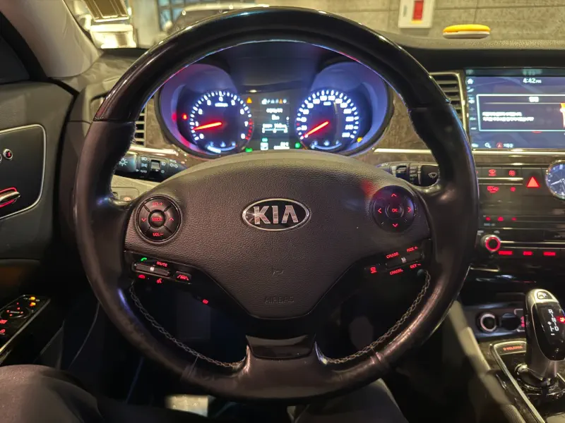 Kia K9