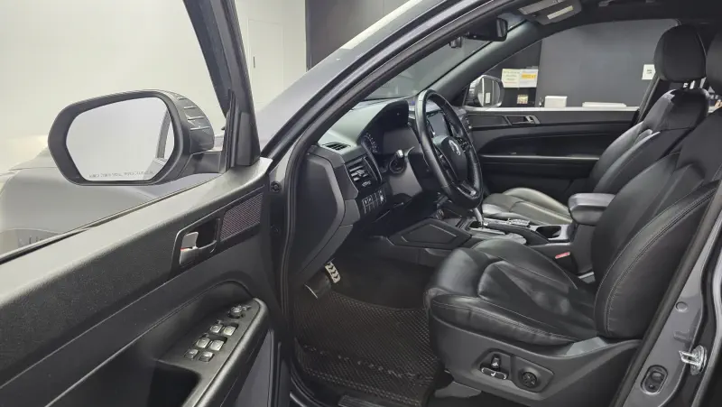 SsangYong Rexton Sports