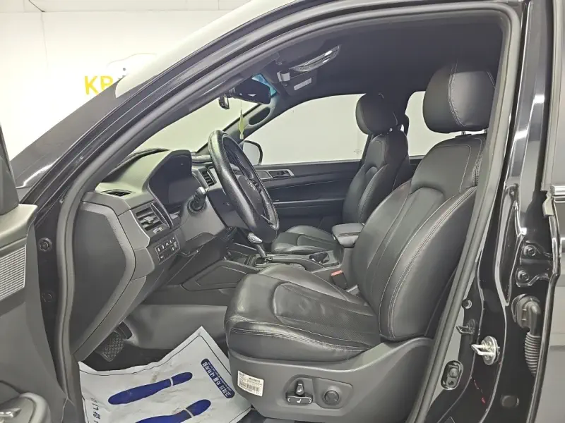SsangYong Rexton Sports Khan