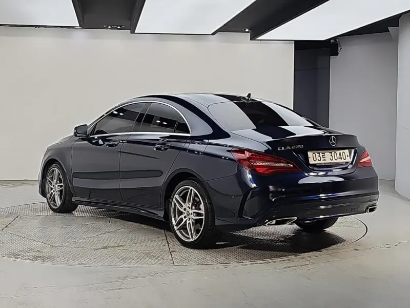 Mercedes-Benz CLA-Class