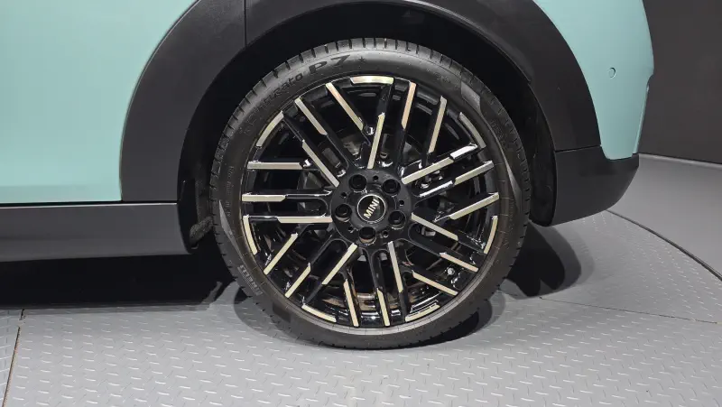 MINI Hatch