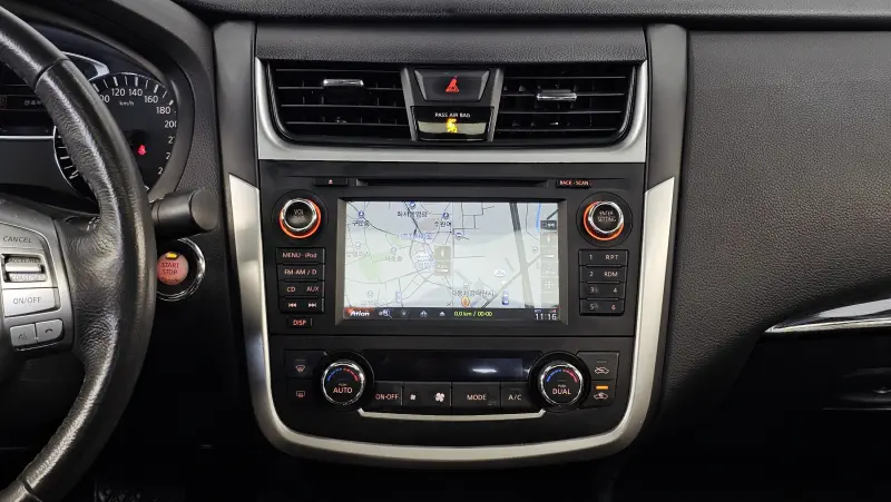 Nissan Altima