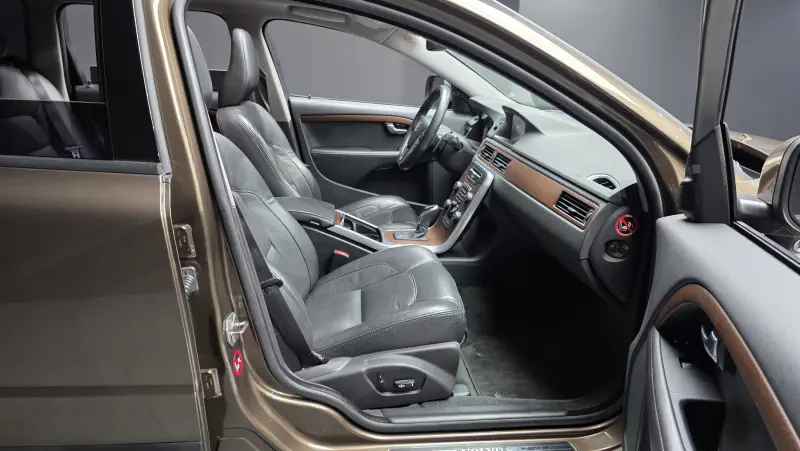 Volvo XC70