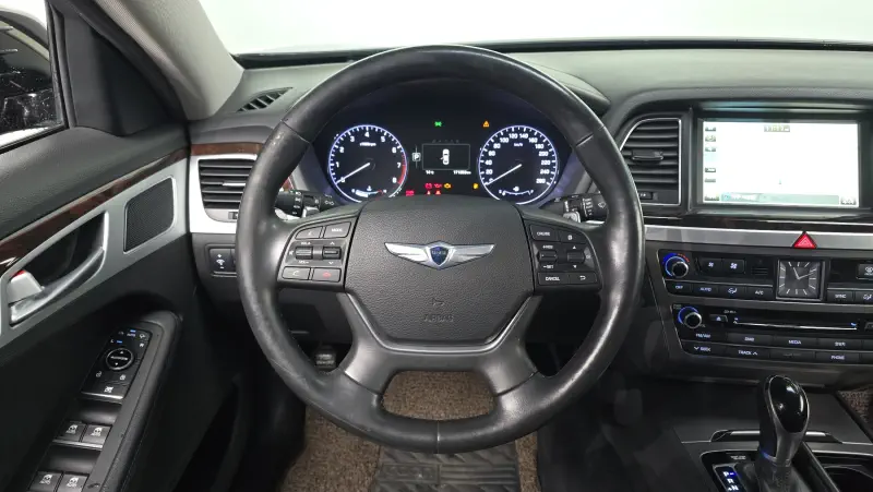 Hyundai Genesis