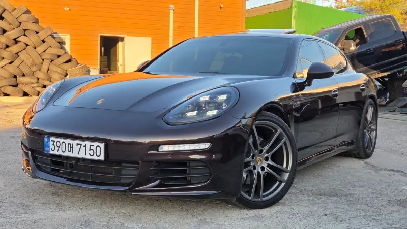 Porsche Panamera