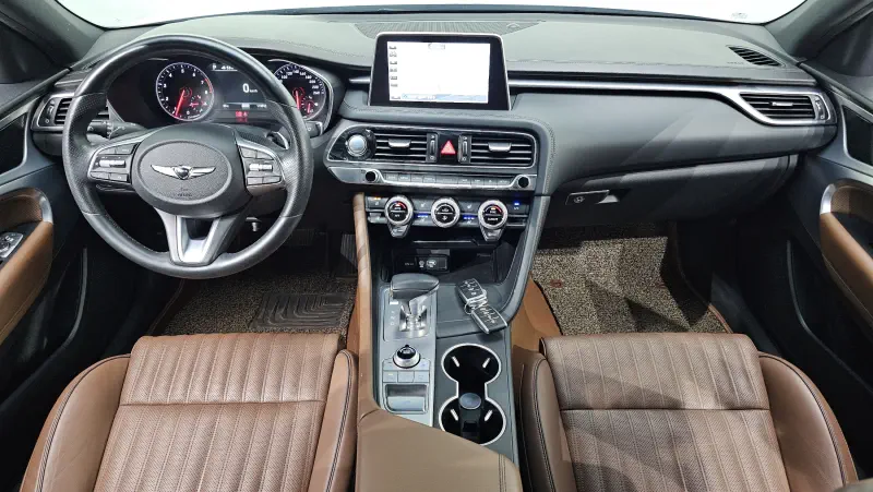 Genesis G70