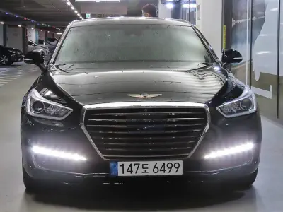 Genesis EQ900