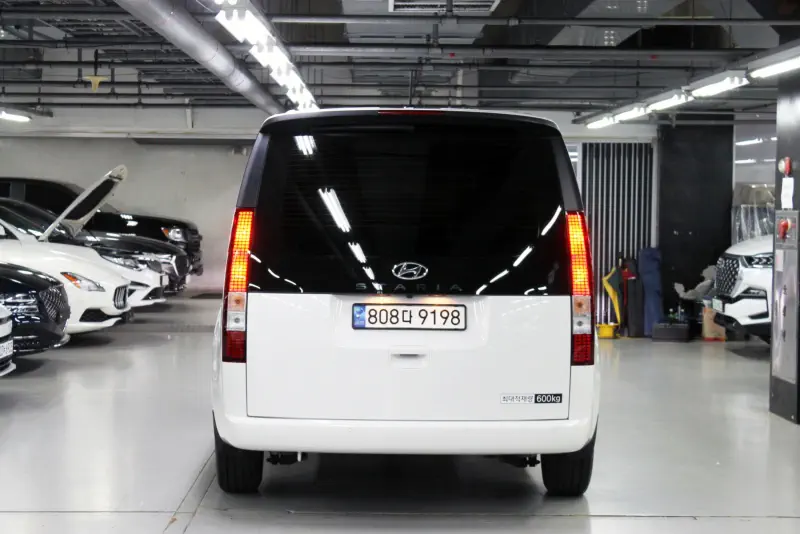 Hyundai Staria