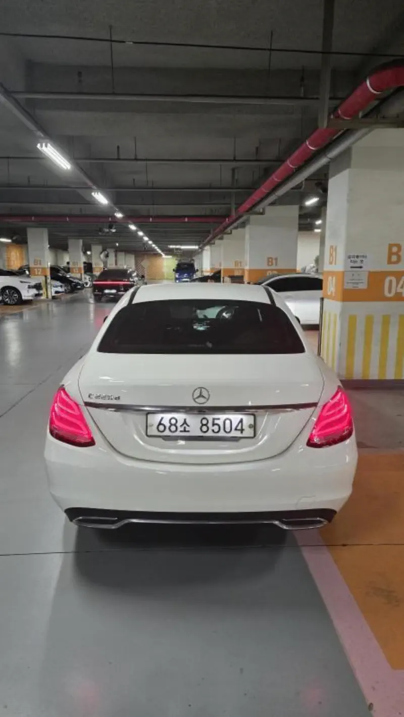 Mercedes-Benz C-Class